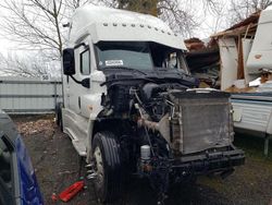 Camiones salvage sin ofertas aún a la venta en subasta: 2016 Freightliner Cascadia 125