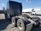 2005 Kenworth Construction T800