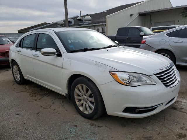 2013 Chrysler 200 Limited