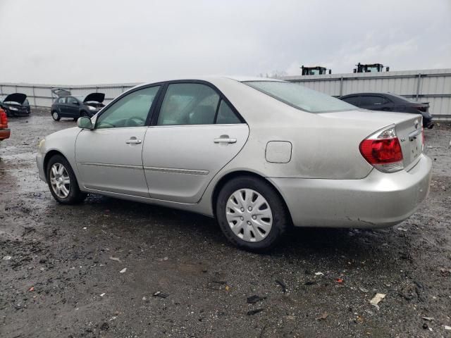 2005 Toyota Camry LE