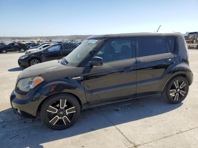 2010 KIA Soul +