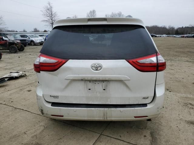 2015 Toyota Sienna XLE