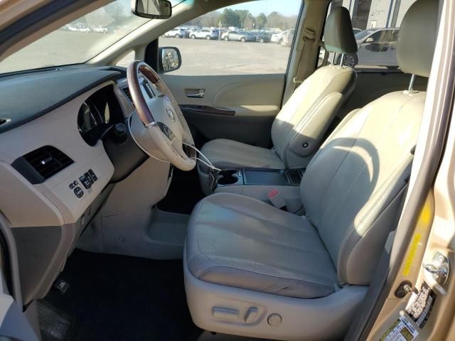 2011 Toyota Sienna XLE