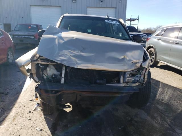 2004 Chevrolet Trailblazer LS