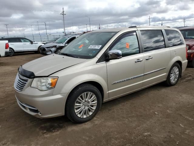 2013 Chrysler Town & Country Limited