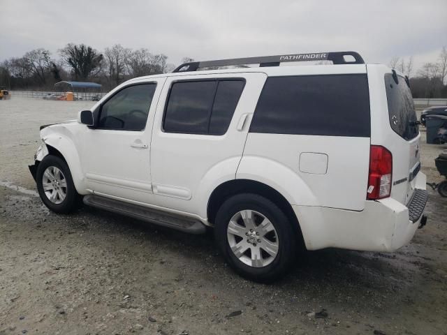 2006 Nissan Pathfinder LE