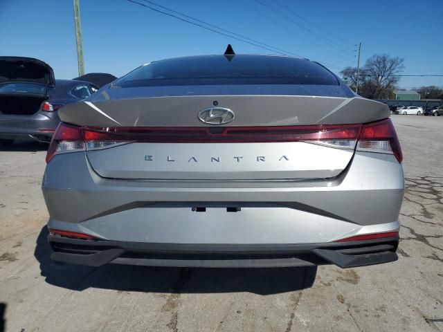 2021 Hyundai Elantra SE