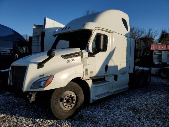 2019 Freightliner Cascadia 126