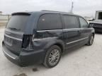 2014 Chrysler Town & Country Touring L