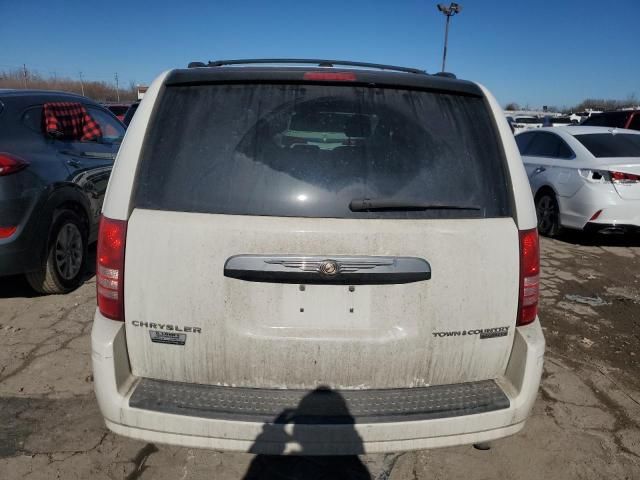 2009 Chrysler Town & Country Touring