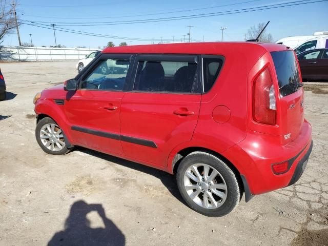 2013 KIA Soul +