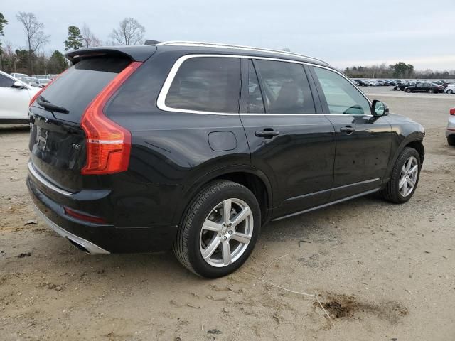 2020 Volvo XC90 T6 Momentum