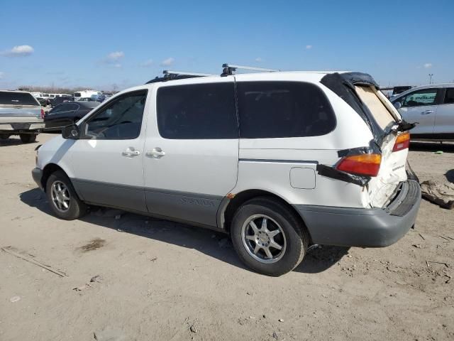 2000 Toyota Sienna CE