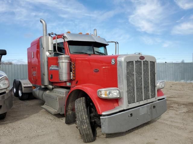 2015 Peterbilt 388