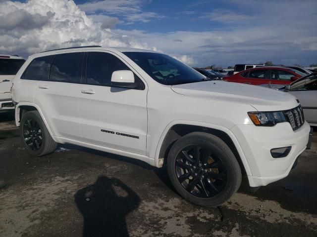 2020 Jeep Grand Cherokee Laredo