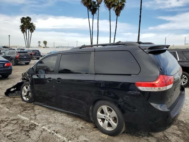 2012 Toyota Sienna LE