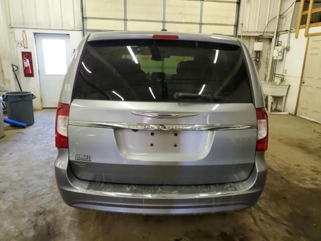 2013 Chrysler Town & Country Touring