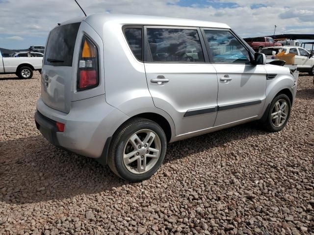 2011 KIA Soul +