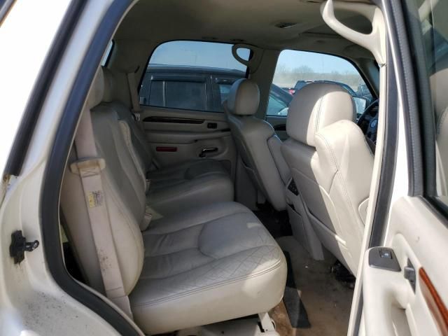 2004 Cadillac Escalade Luxury