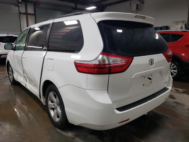 2015 Toyota Sienna LE