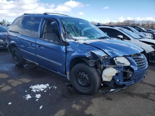 2007 Chrysler Town & Country LX