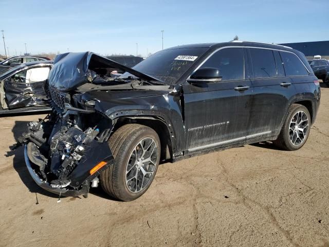 2022 Jeep Grand Cherokee Summit