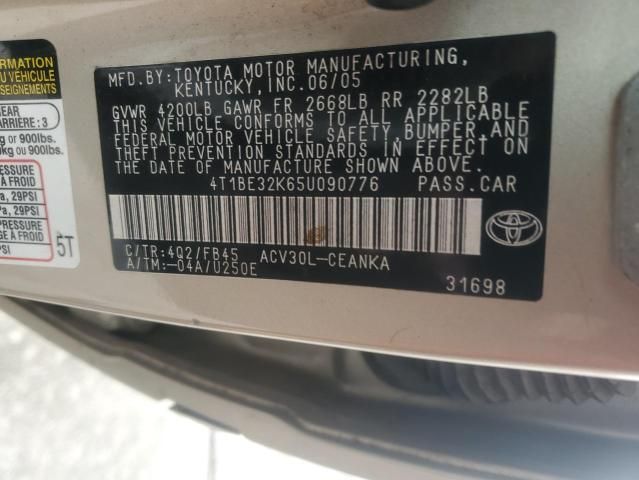 2005 Toyota Camry LE