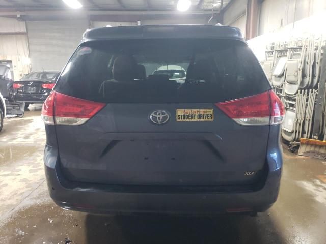 2013 Toyota Sienna XLE