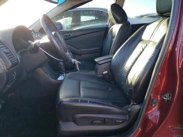 2010 Nissan Altima Base