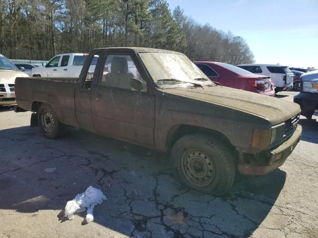 1985 Toyota Pickup Xtracab RN56 DLX