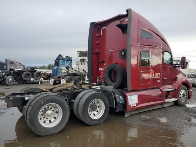 2018 Kenworth Construction T680