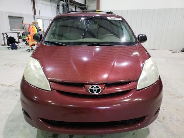 2010 Toyota Sienna CE