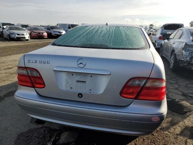 2000 Mercedes-Benz CLK 320