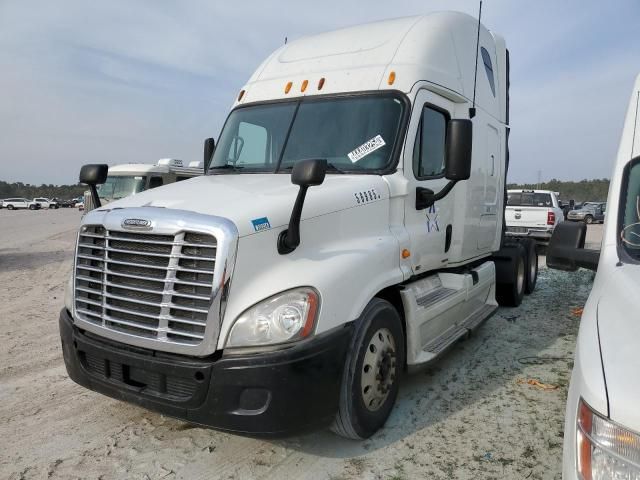 2012 Freightliner Cascadia 125