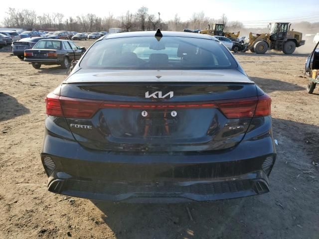 2023 KIA Forte GT Line