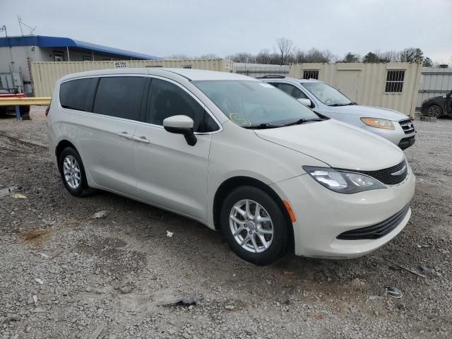 2017 Chrysler Pacifica LX