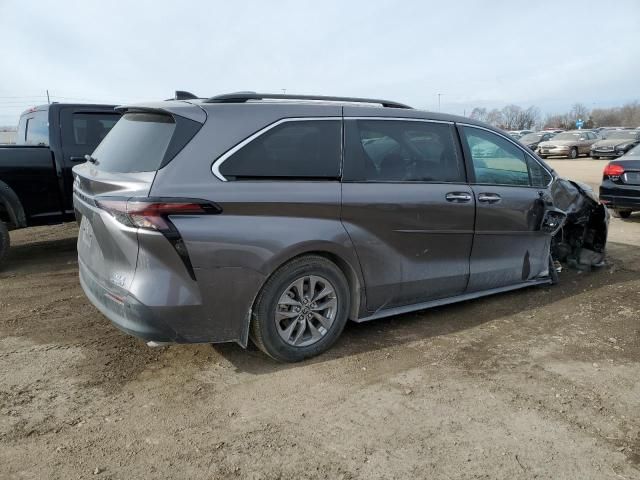 2023 Toyota Sienna XLE