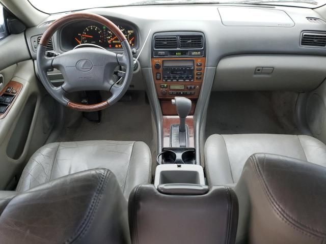 2001 Lexus ES 300