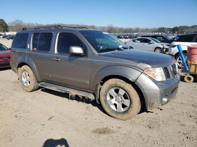 2006 Nissan Pathfinder LE