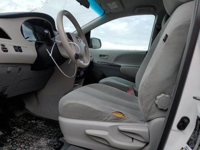 2013 Toyota Sienna