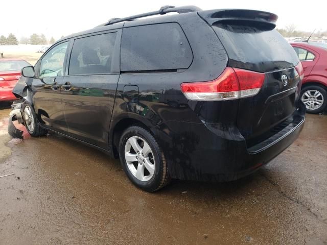 2012 Toyota Sienna LE