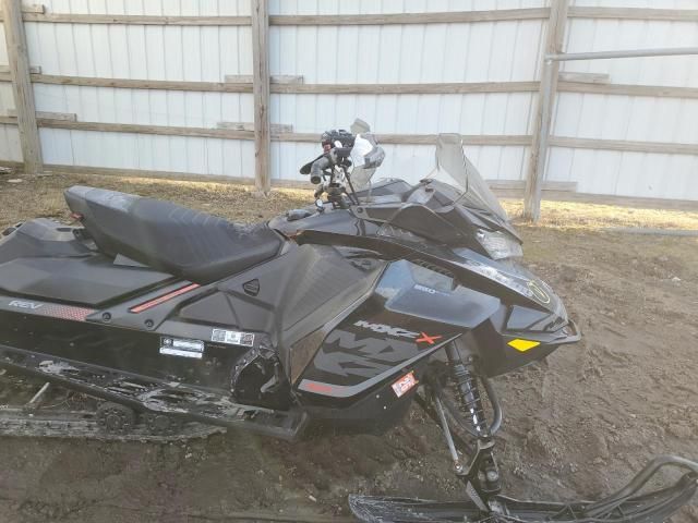 2018 Skidoo MXZ