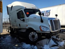 Salvage trucks for sale at Moraine, OH auction: 2014 Freightliner Cascadia 125