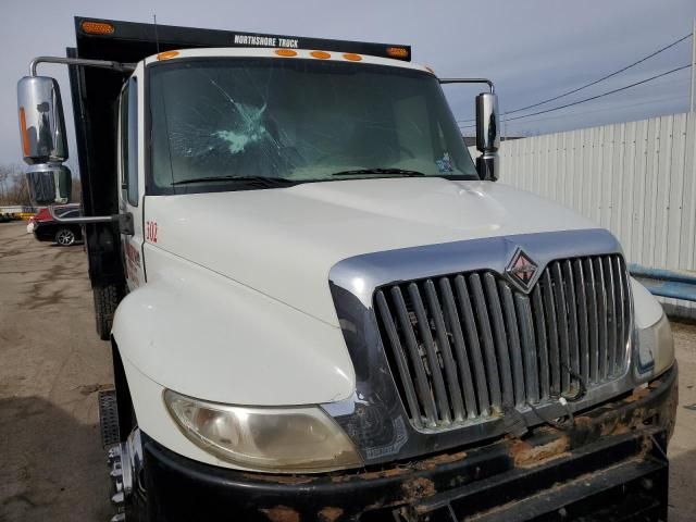 2004 International 4000 4300