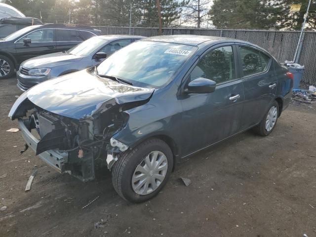 2015 Nissan Versa S