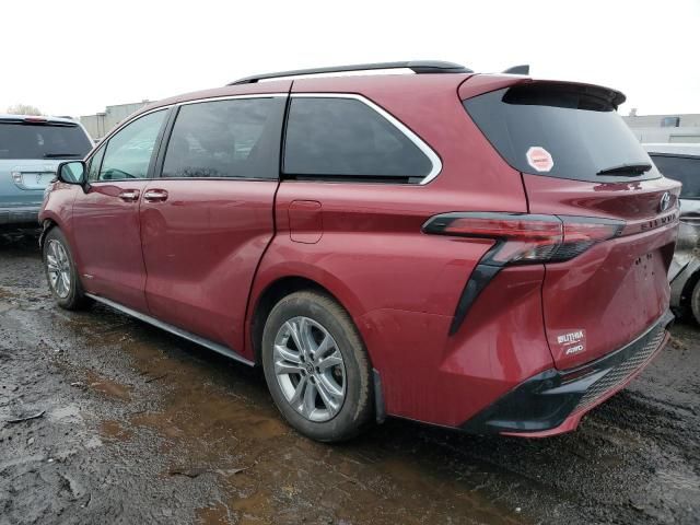 2021 Toyota Sienna XSE