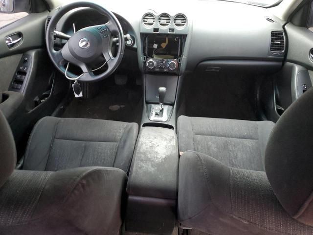 2010 Nissan Altima Base