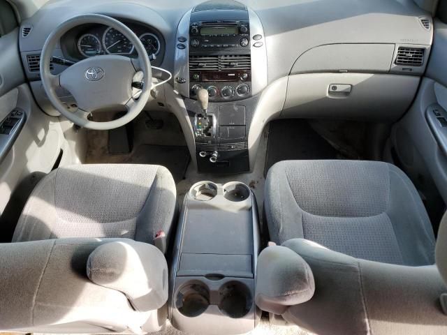 2008 Toyota Sienna CE