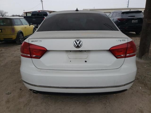 2013 Volkswagen Passat SEL