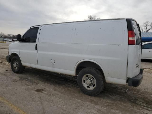 2011 Chevrolet Express G2500